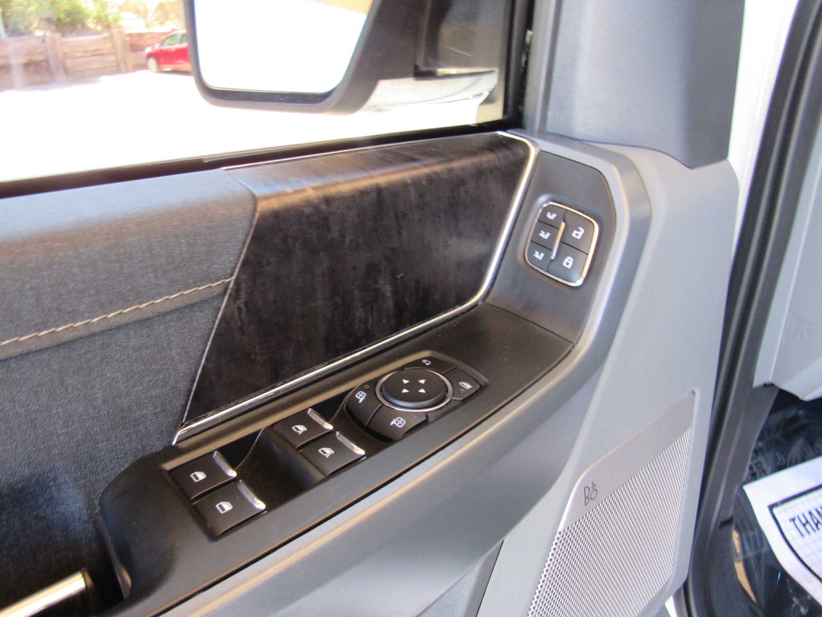 2023 Ford F-150 Lariat - Photo 21