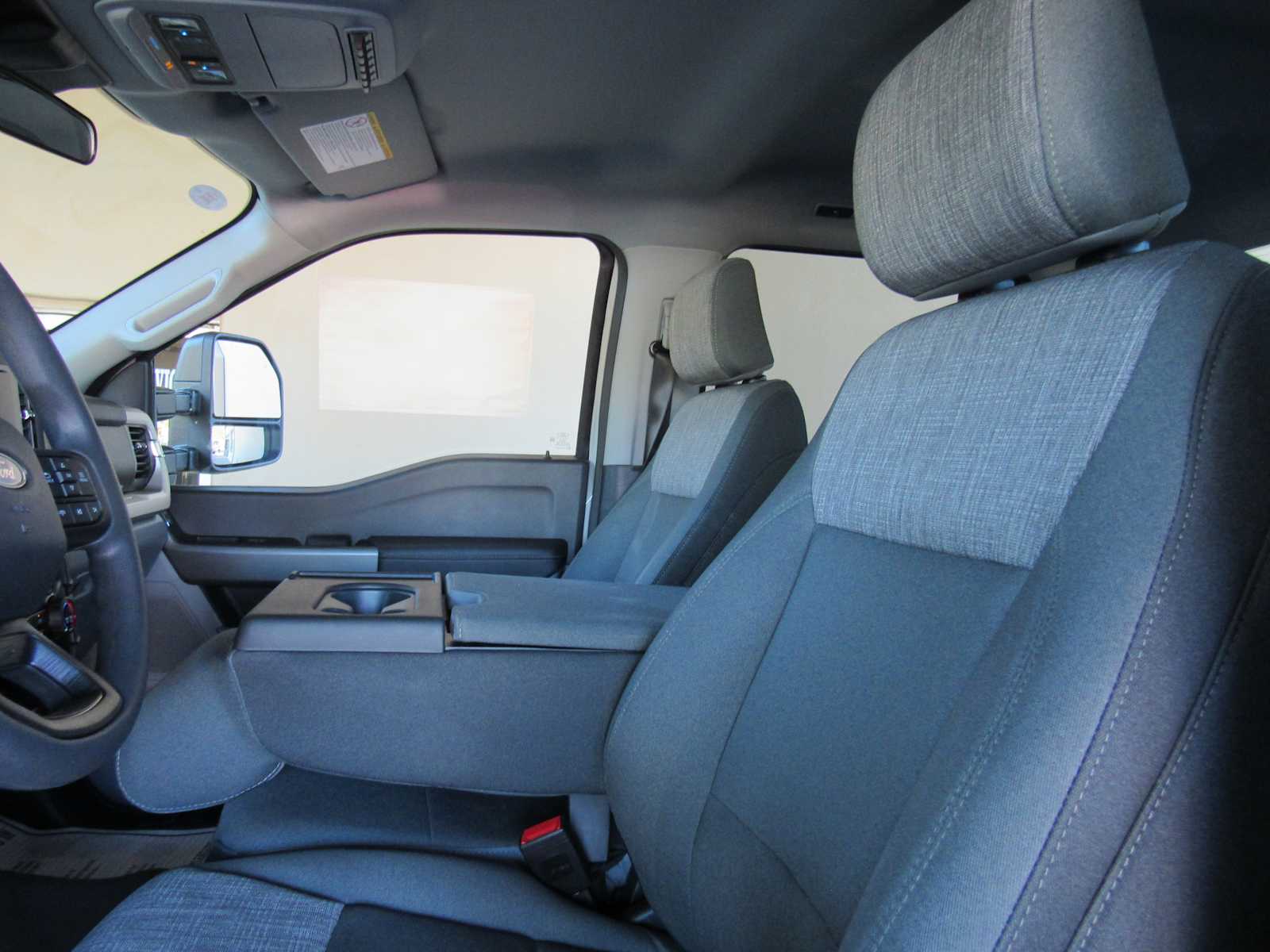 2026 Ford F-350 Super Duty XLT - Photo 19