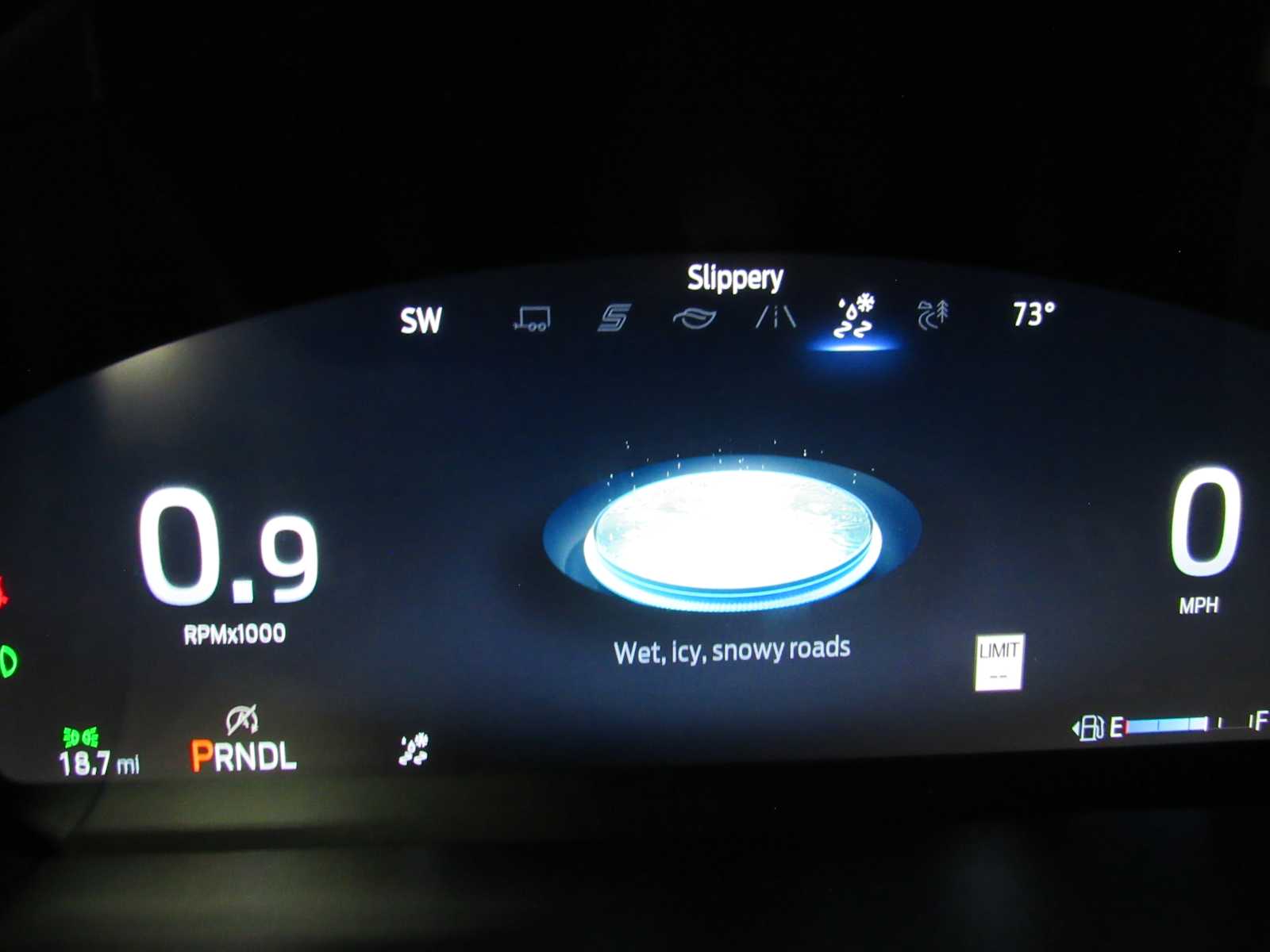 2026 Ford Explorer ST-Line - Photo 34