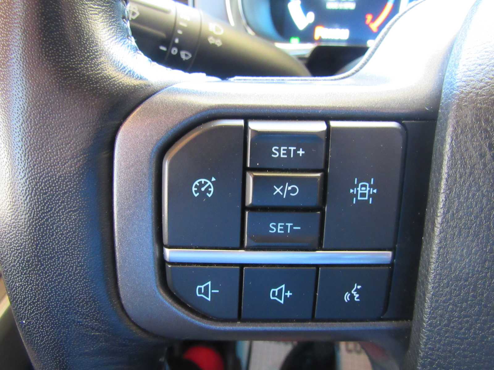 2023 Ford F-150 Lariat - Photo 27