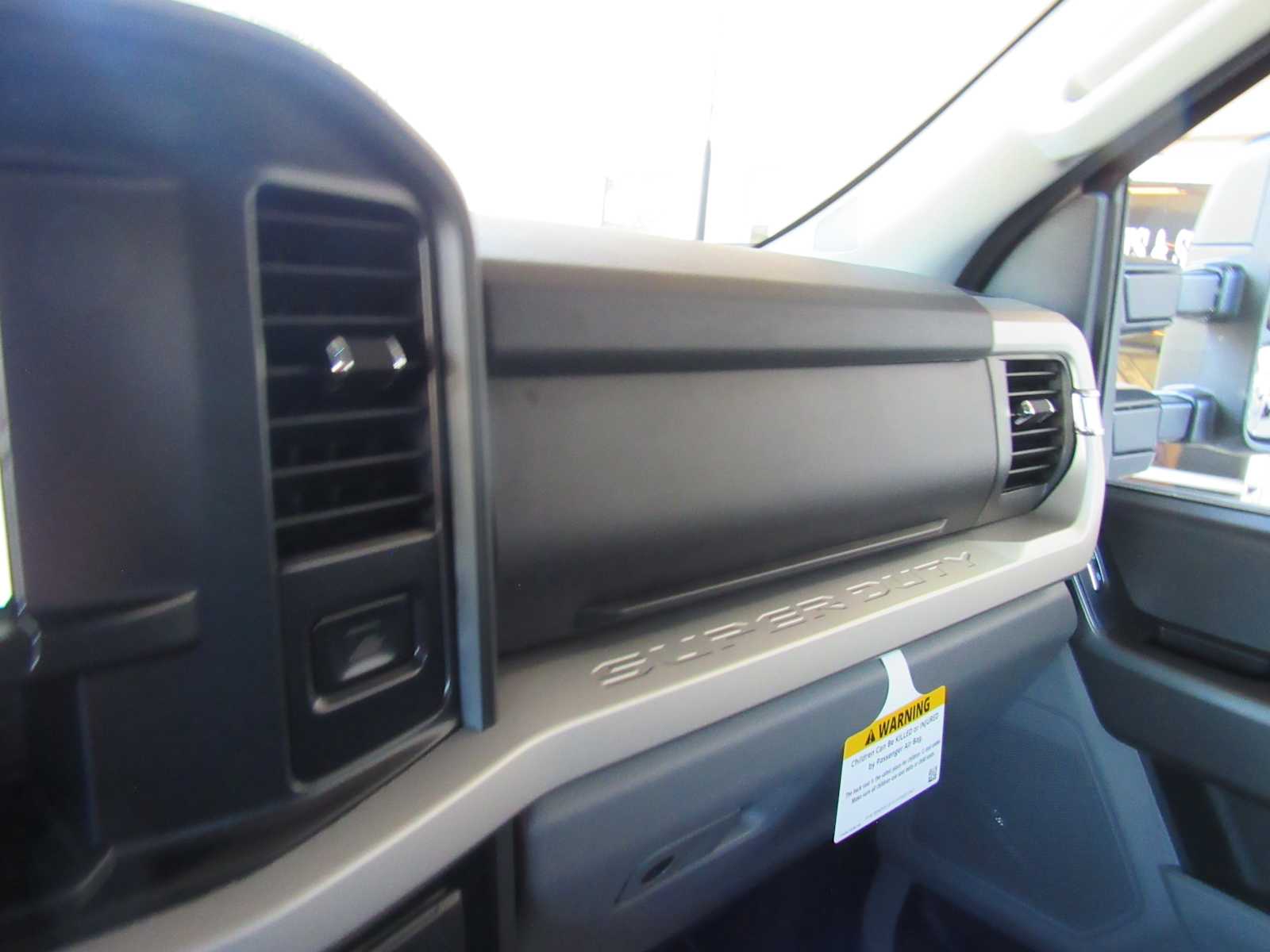 2026 Ford F-350 Super Duty XLT - Photo 61