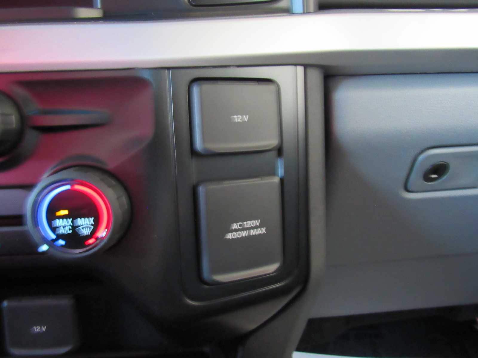 2026 Ford F-350 Super Duty XLT - Photo 59