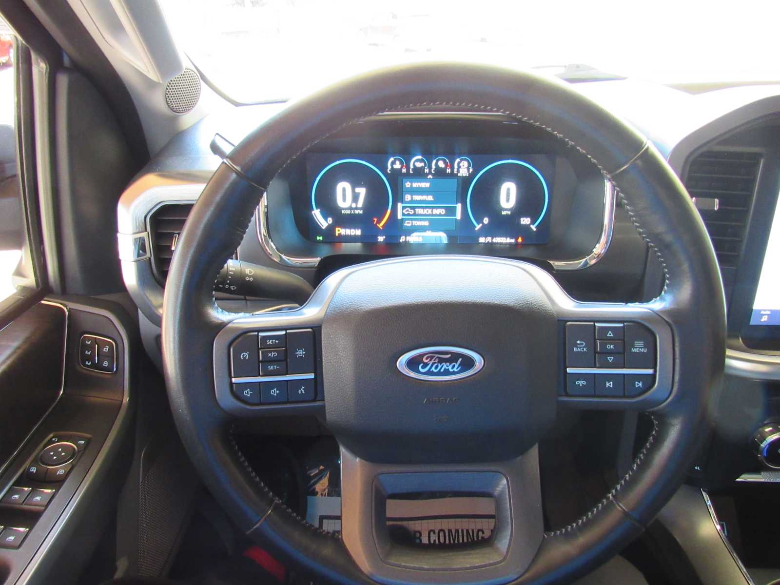 2023 Ford F-150 Lariat - Photo 25