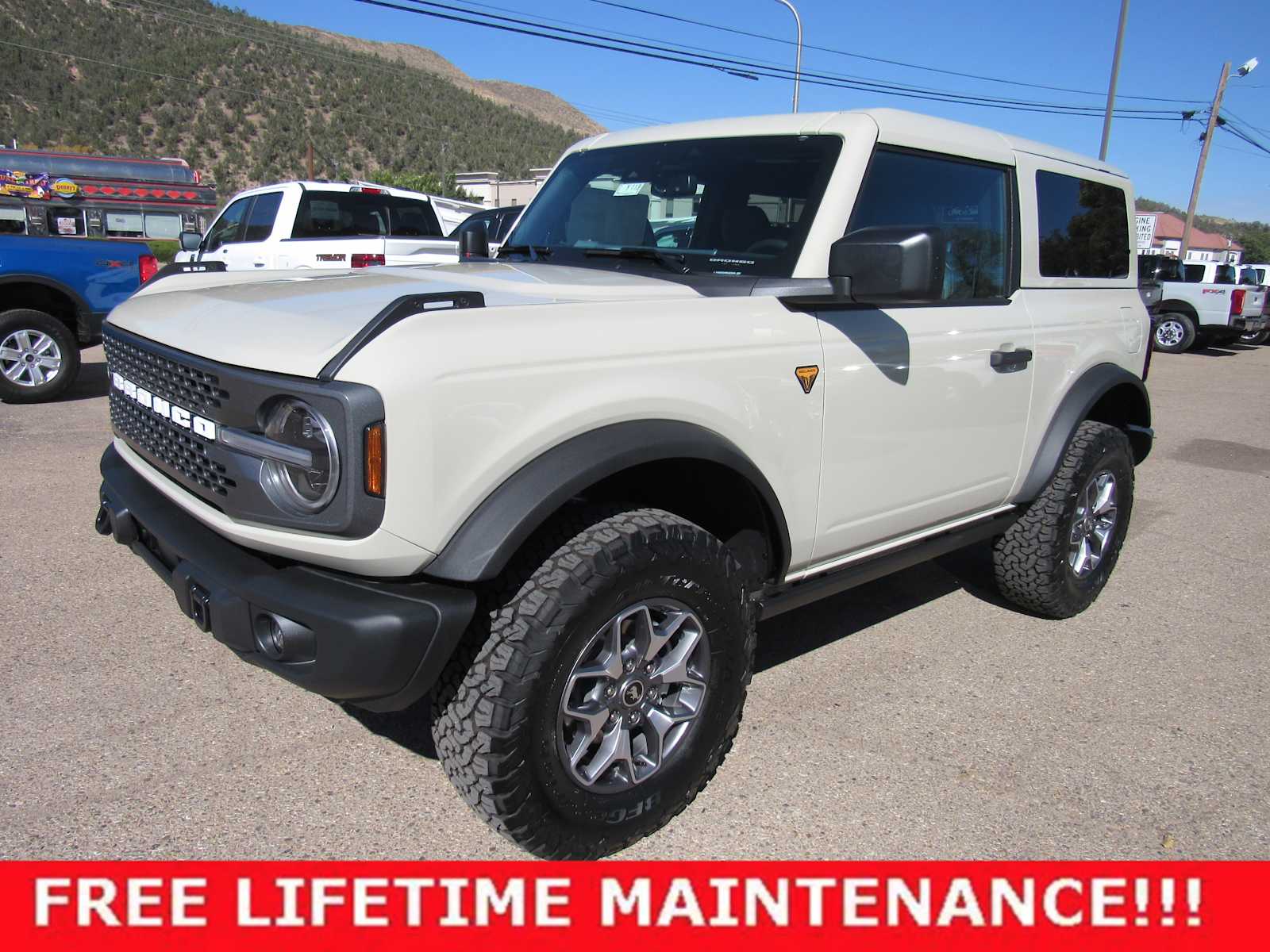 2025 Ford Bronco 2-Door Badlands's photo