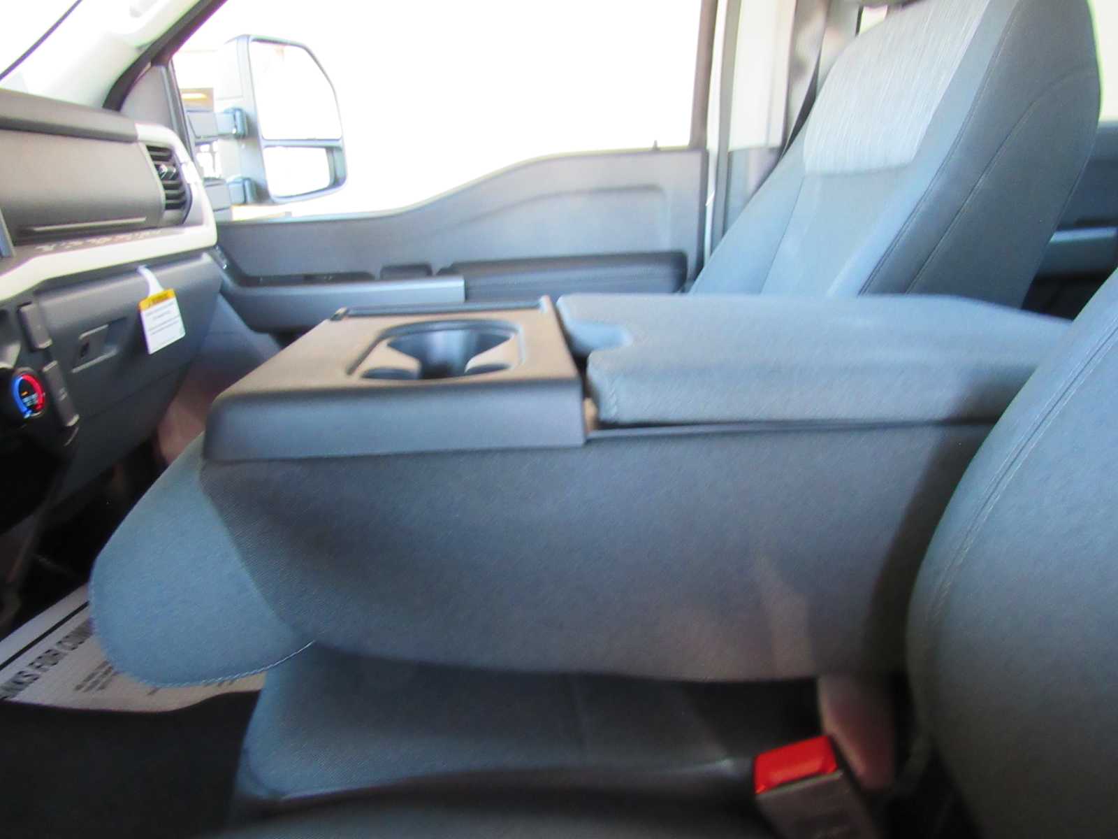 2026 Ford F-350 Super Duty XLT - Photo 20
