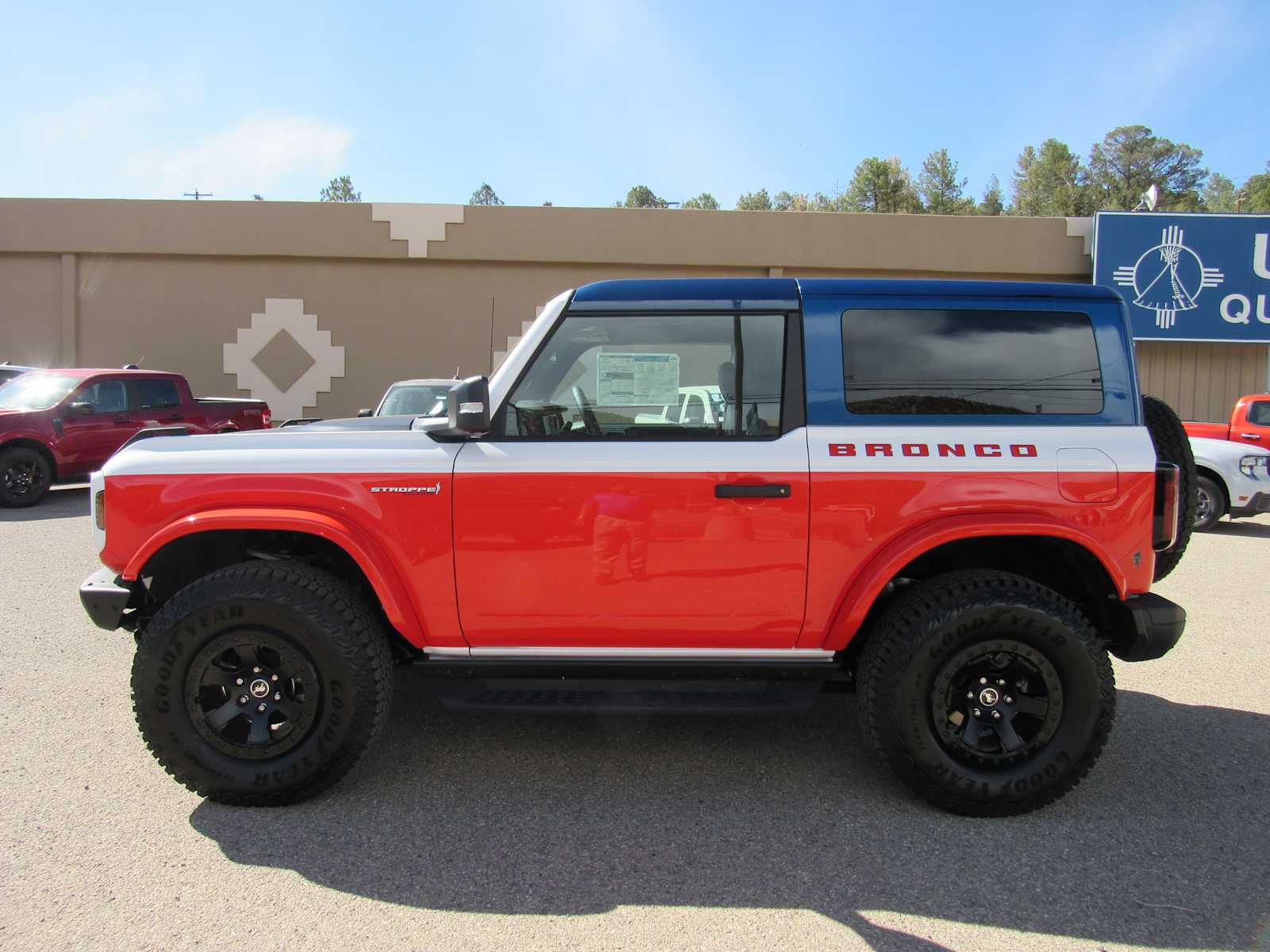2025 Ford Bronco 2-Door Stroppe - Photo 12