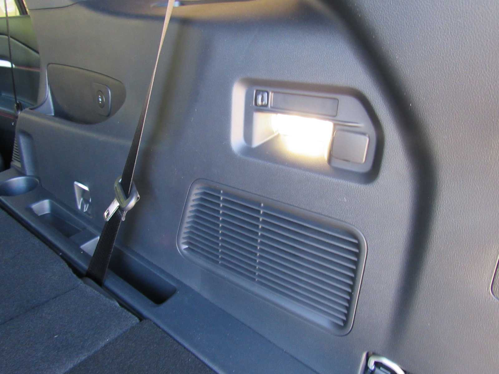 2026 Ford Explorer ST-Line - Photo 78