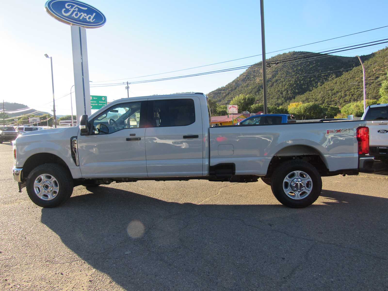 2026 Ford F-350 Super Duty XLT - Photo 9