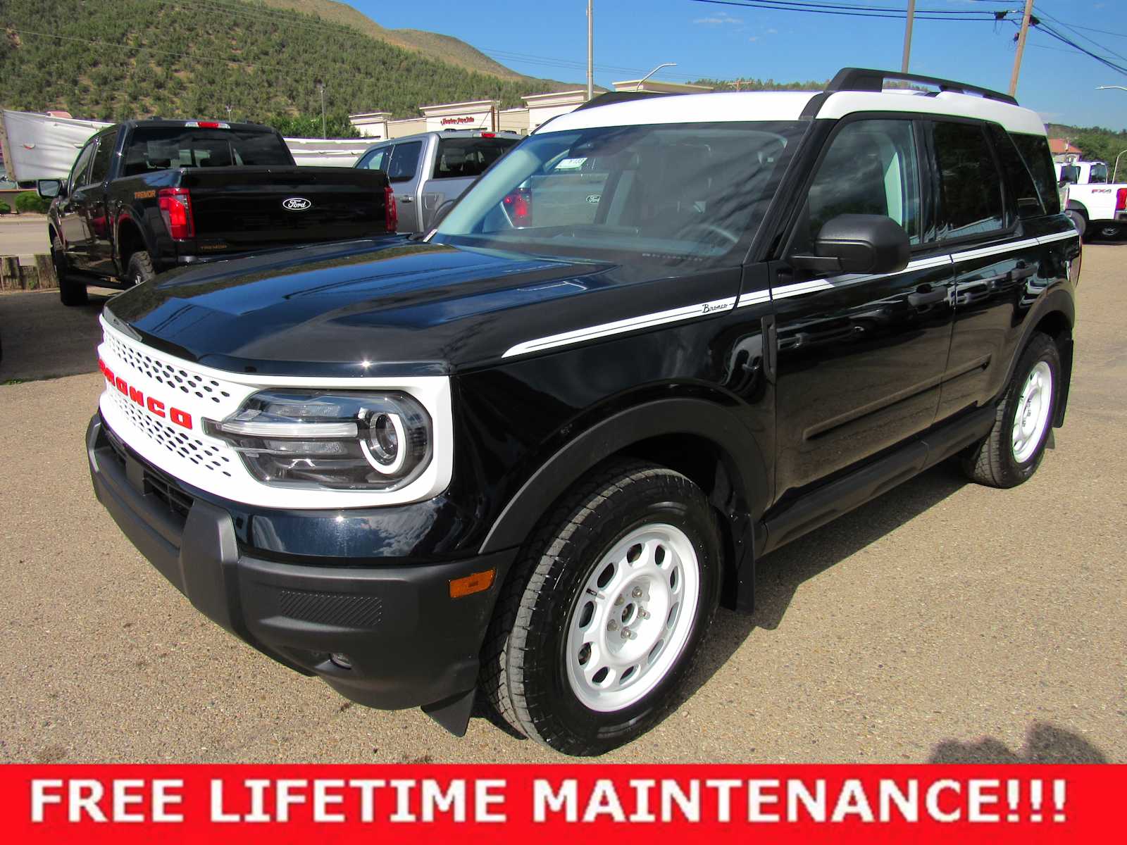 2025 Ford Bronco Sport Heritage's photo