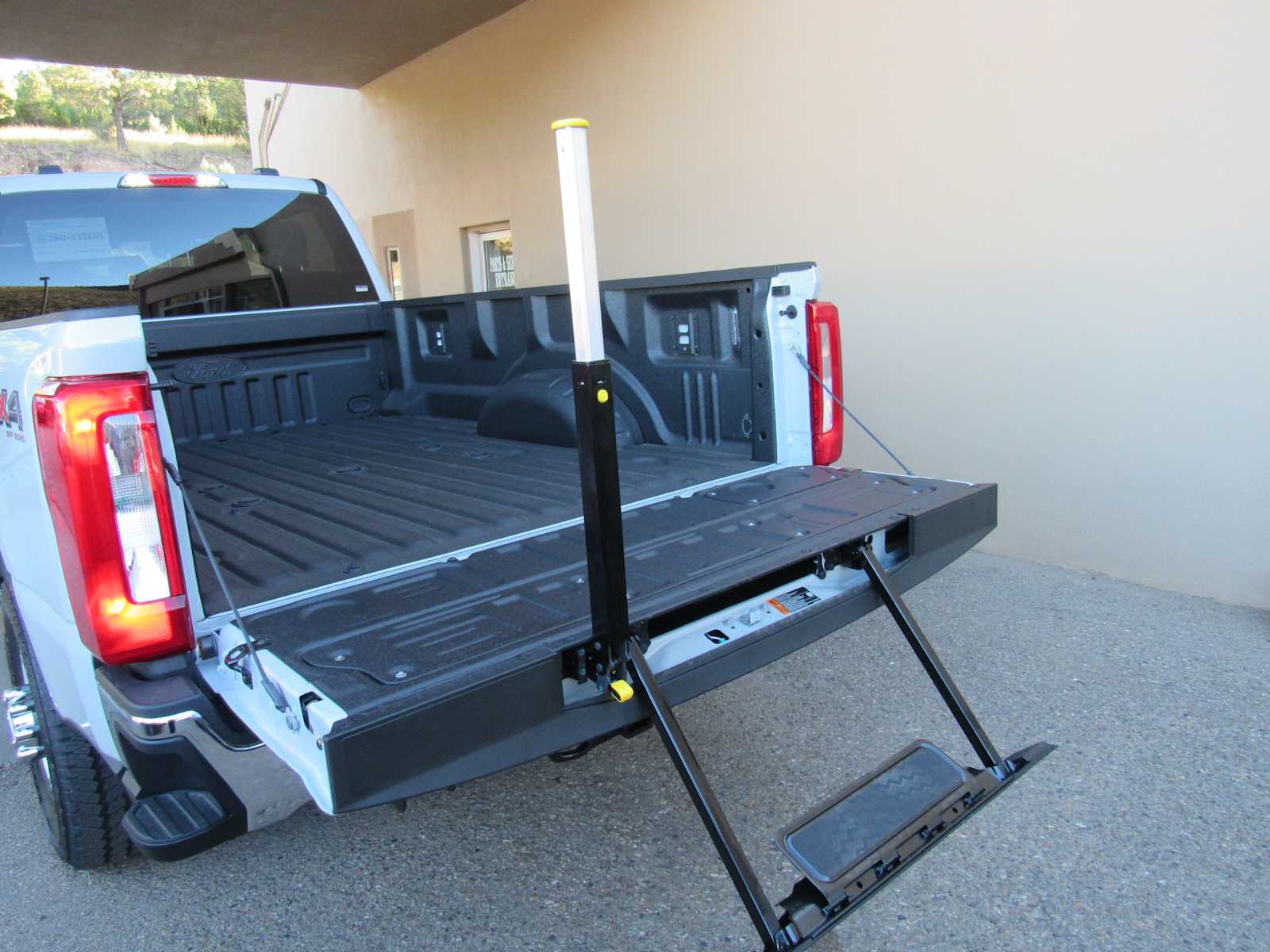 2026 Ford F-350 Super Duty XLT - Photo 72