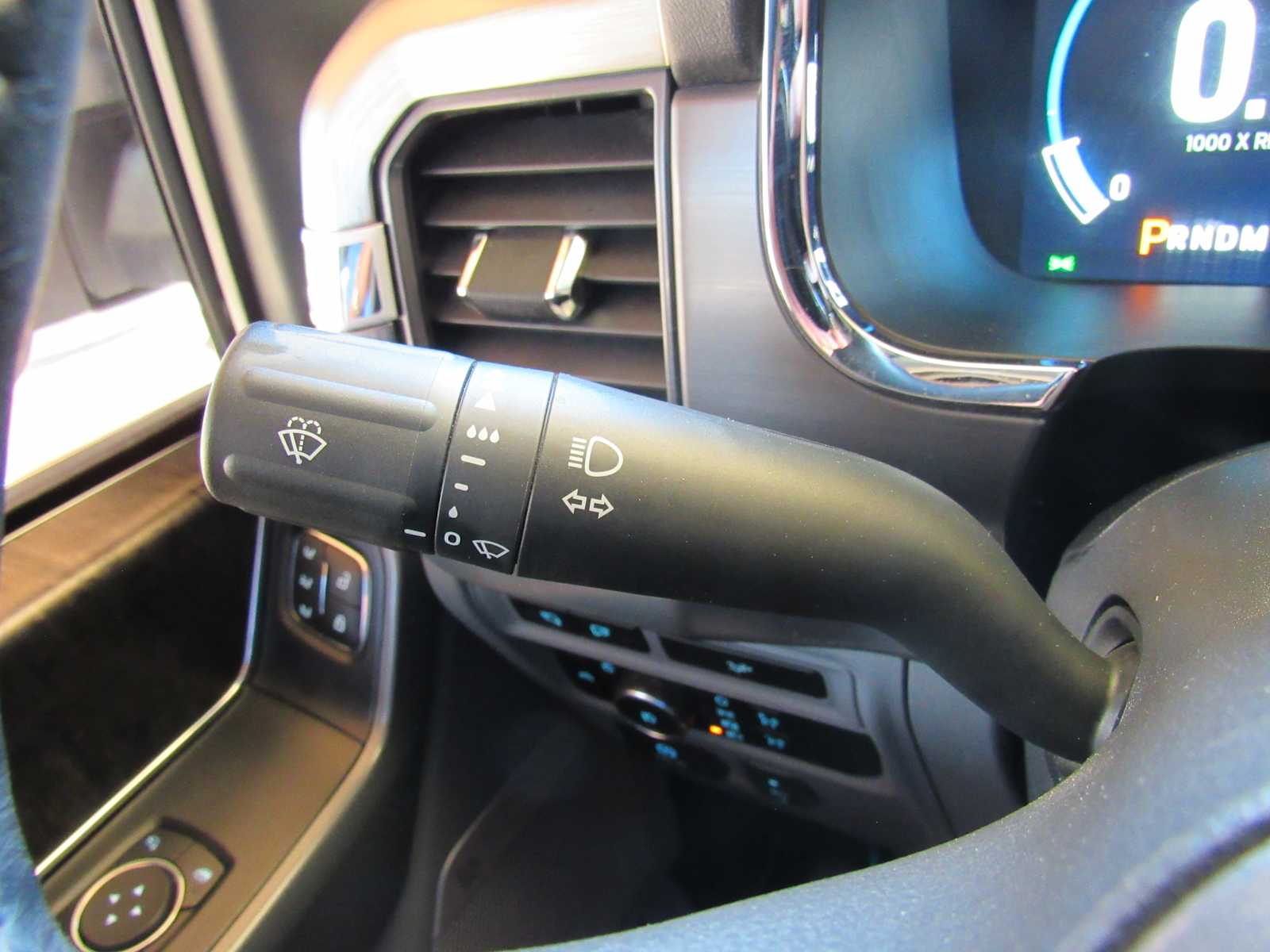2023 Ford F-150 Lariat - Photo 29