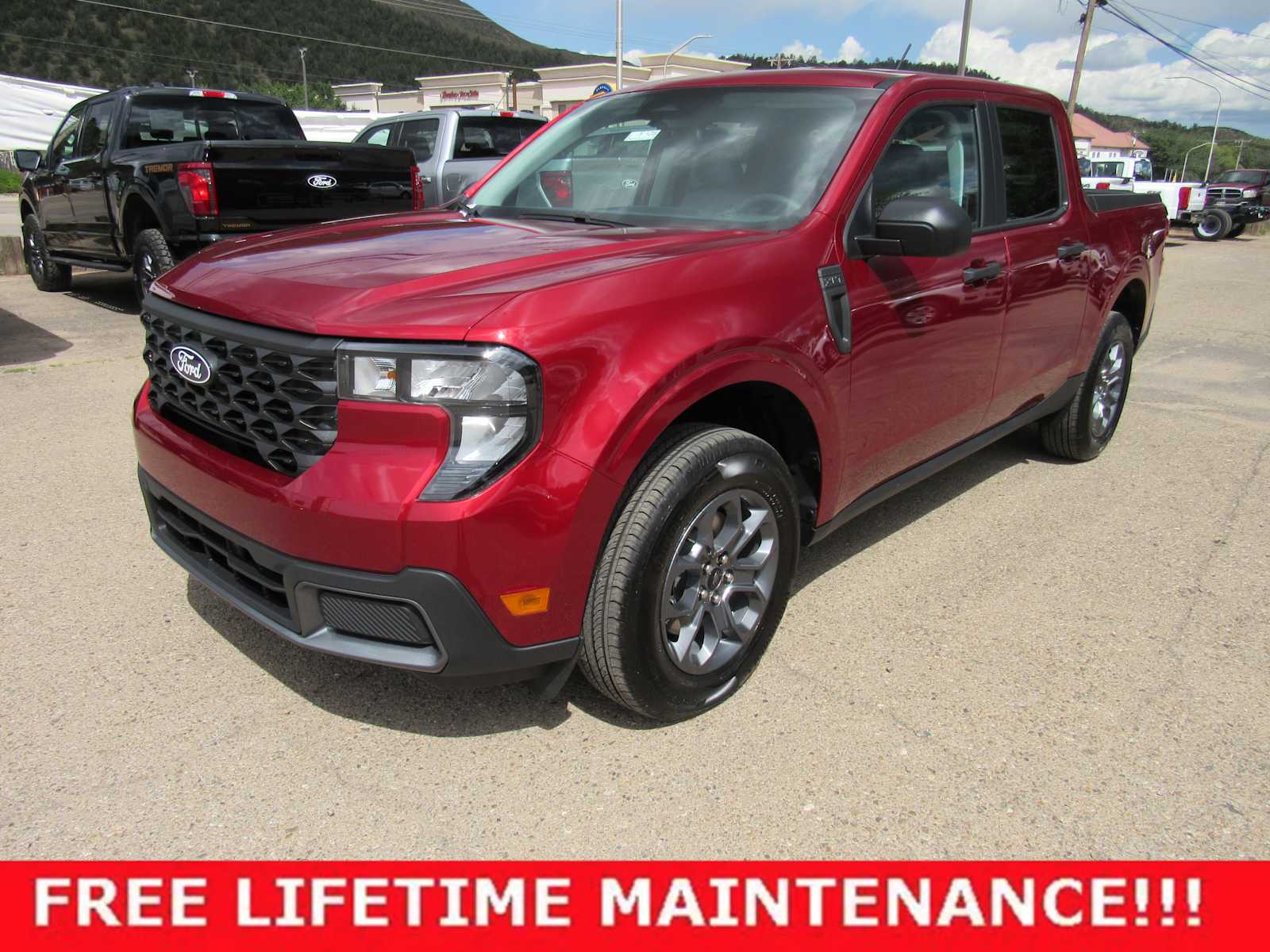 2025 Ford Maverick XLT's photo