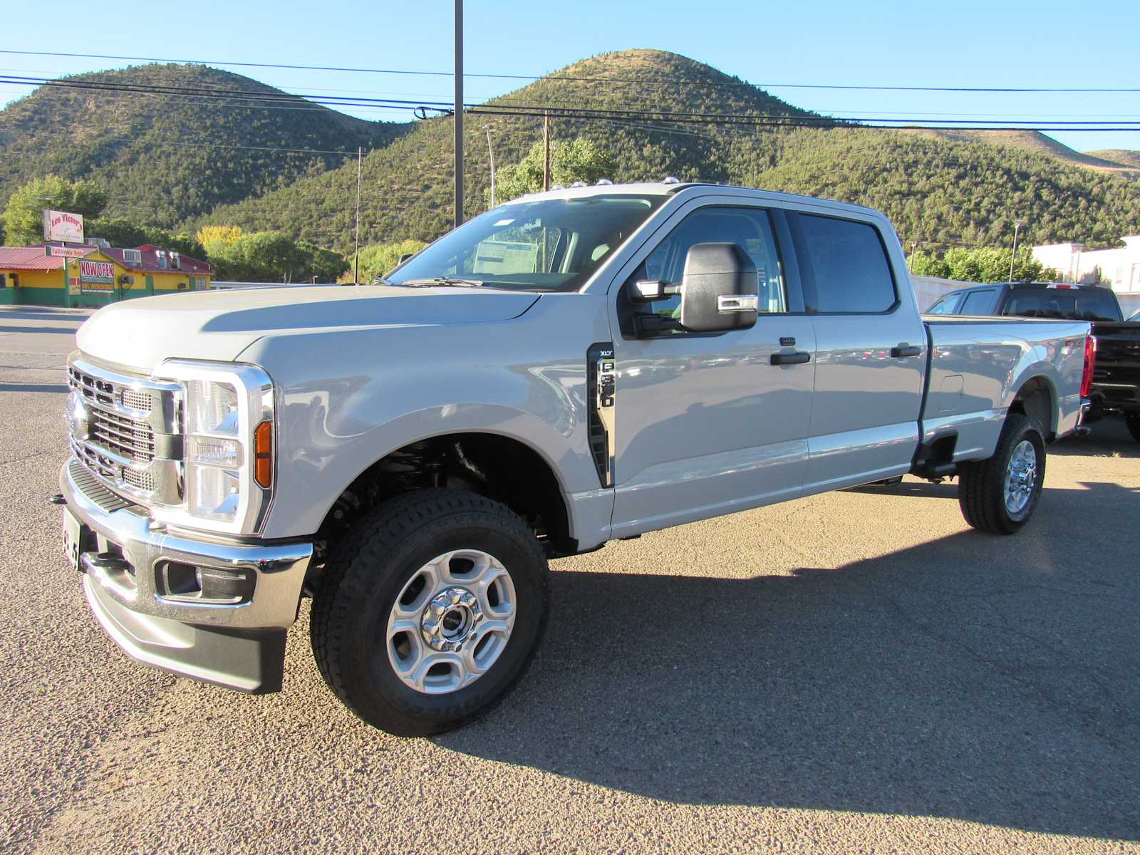 2026 Ford F-350 Super Duty XLT - Photo 10