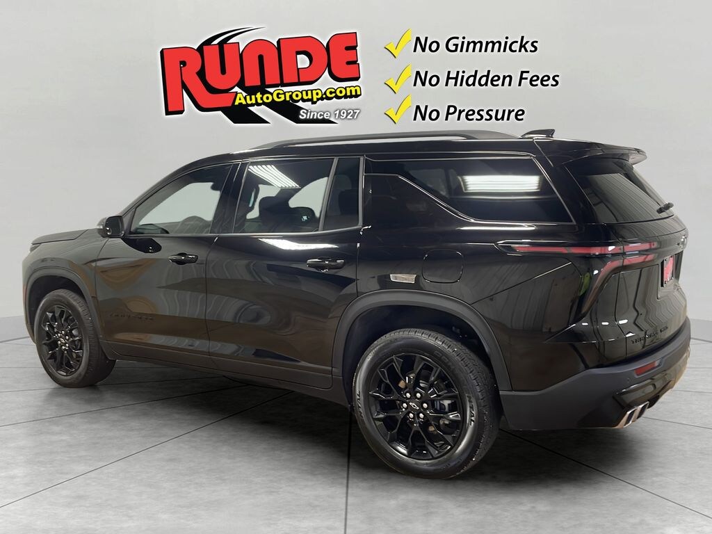 Used 2025 Chevrolet Traverse LT Sport Utility
