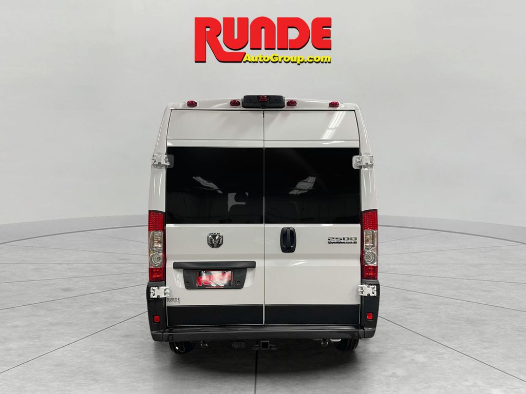 2025 Ram ProMaster 2500 Cargo Van photo 3