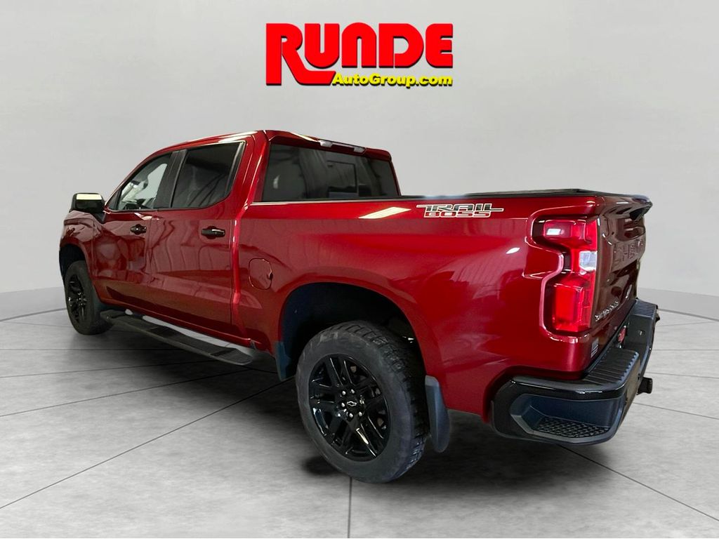 2021 Chevrolet Silverado 1500 LT Trail Boss photo 3
