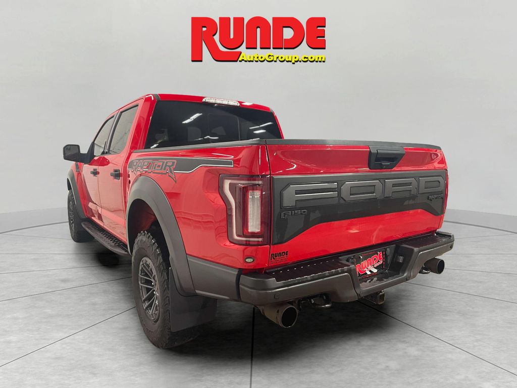 2019 Ford F-150 Raptor photo 2