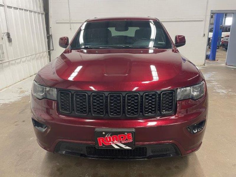 Used 2017 Jeep Grand Cherokee Altitude with VIN 1C4RJFAGXHC897454 for sale in Manchester, IA