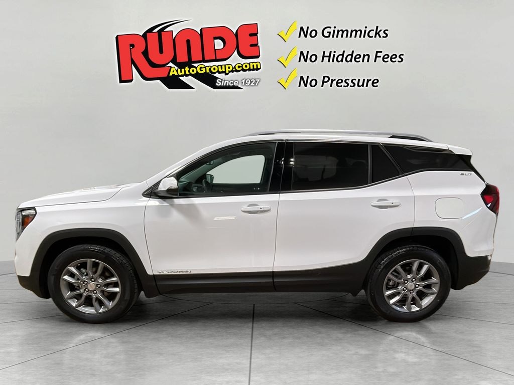 Used 2024 GMC Terrain SLT Sport Utility