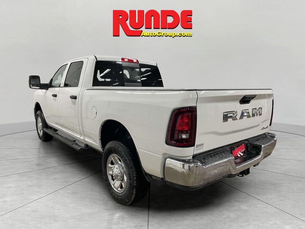 2025 Ram 2500 Tradesman photo 3