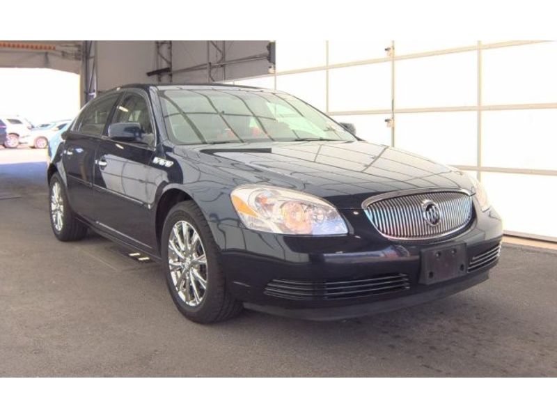 2009 Buick Lucerne CXL photo 2