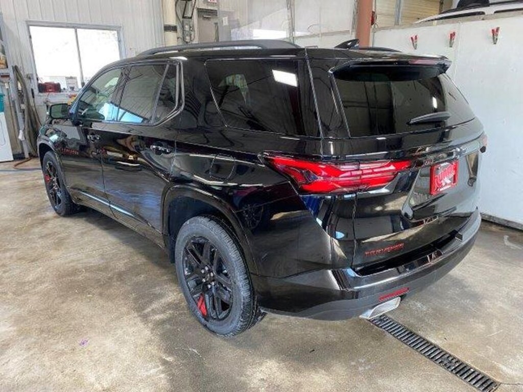 Used 2023 Chevrolet Traverse Premier Sport Utility