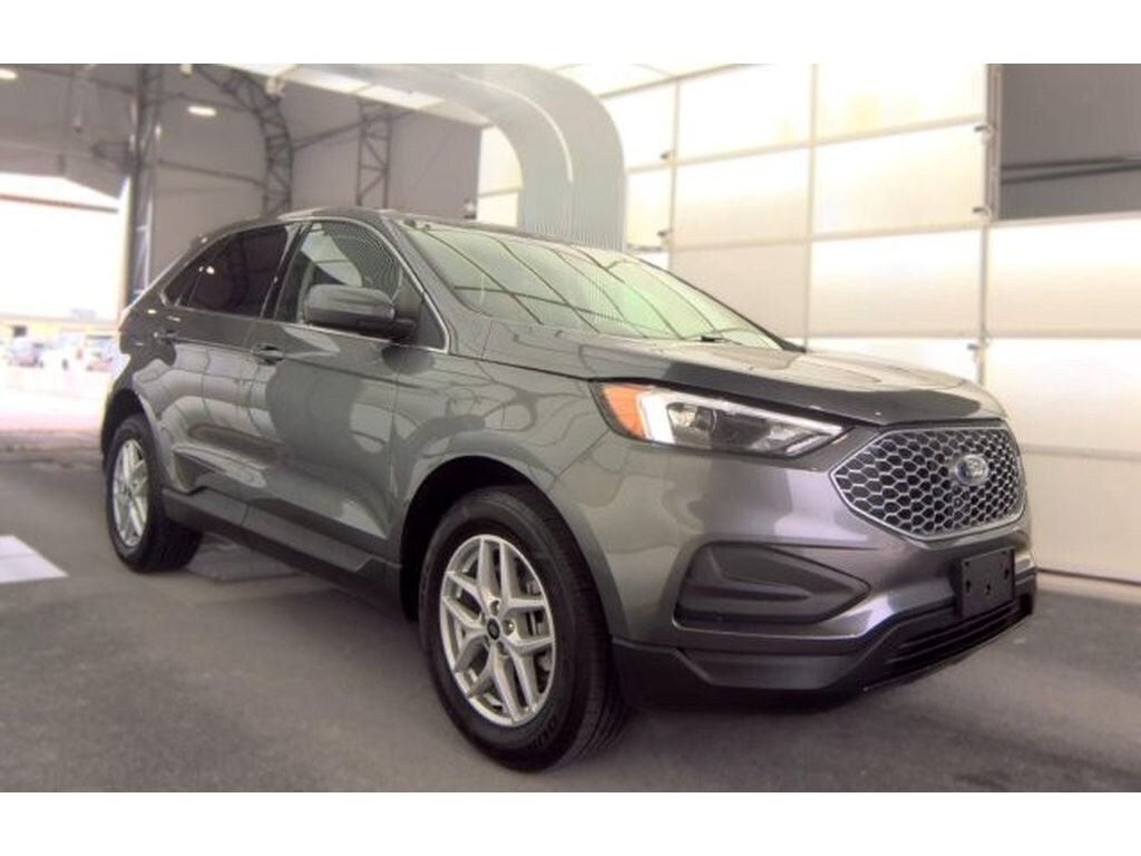 Used 2023 Ford Edge SEL Sport Utility