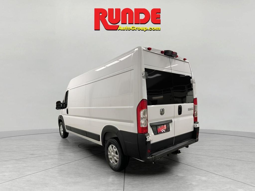 New 2025 Ram ProMaster PROMASTER 2500 SLT CARGO VAN HIGH ROOF 159' WB Cargo Van
