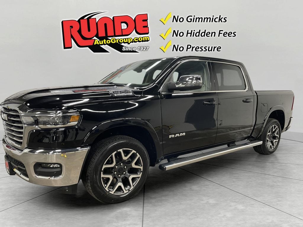 New 2026 Ram 1500 LARAMIE CREW CAB 4X4 5'7 BOX Pickup
