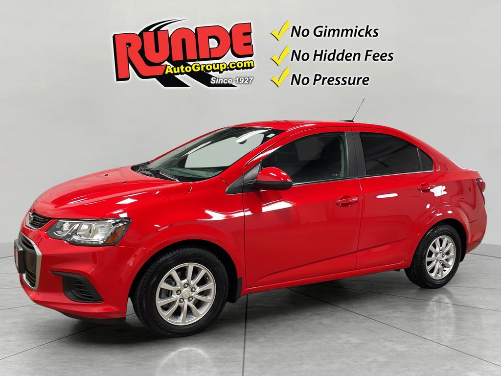 2020 Chevrolet Sonic LT's photo