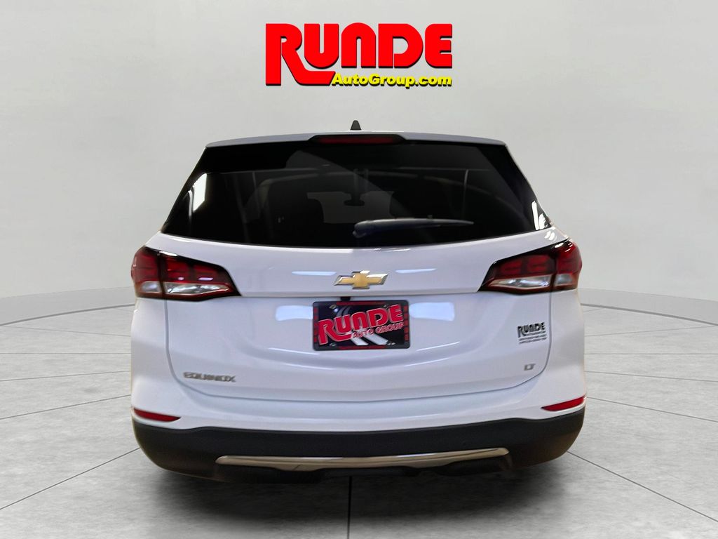 2022 Chevrolet Equinox LT photo 4