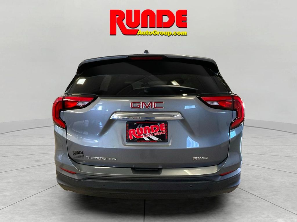 2020 Gmc Terrain SLE photo 4