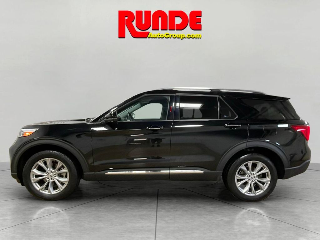 2023 Ford Explorer Limited photo 2