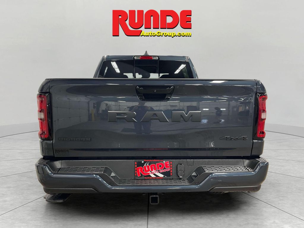2025 Ram 1500 Big Horn photo 3