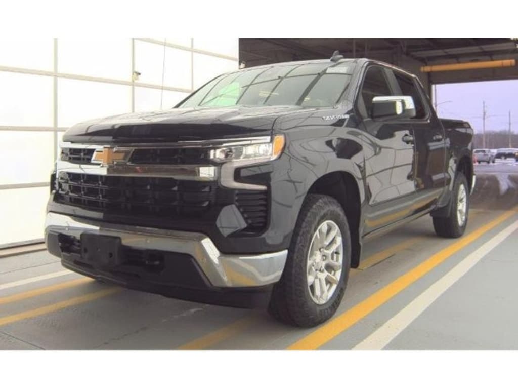 Used 2024 Chevrolet Silverado LT Crew Cab