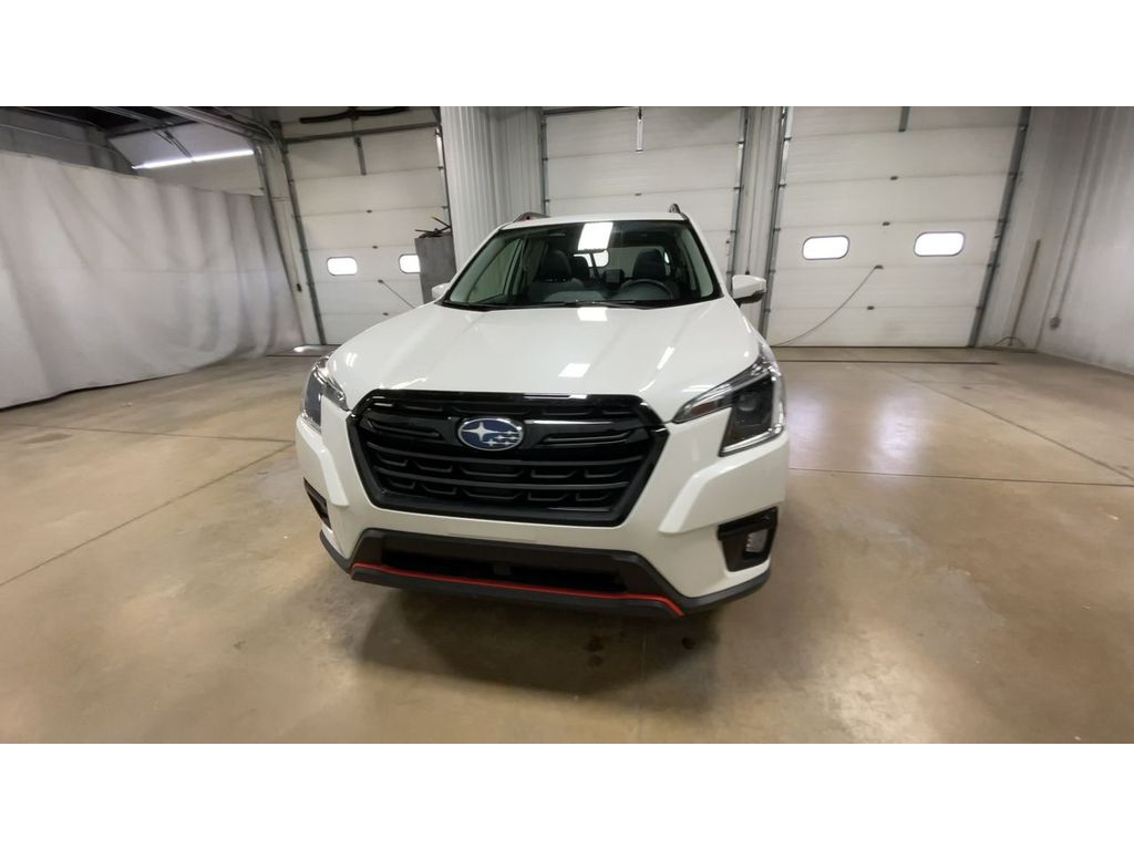 2024 Subaru Forester Sport photo 3