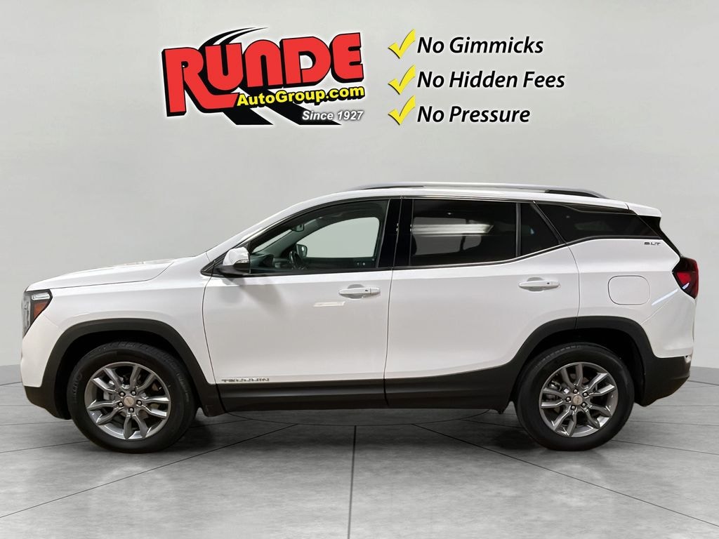 Used 2024 GMC Terrain SLT Sport Utility