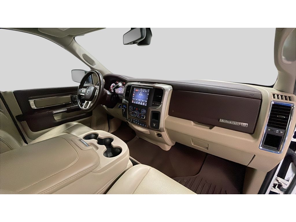 2013 Ram 1500 Laramie photo 2