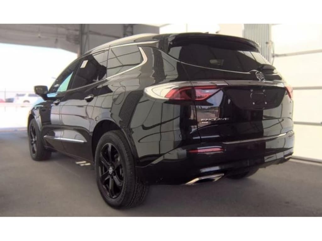 Used 2024 Buick Enclave Essence Sport Utility