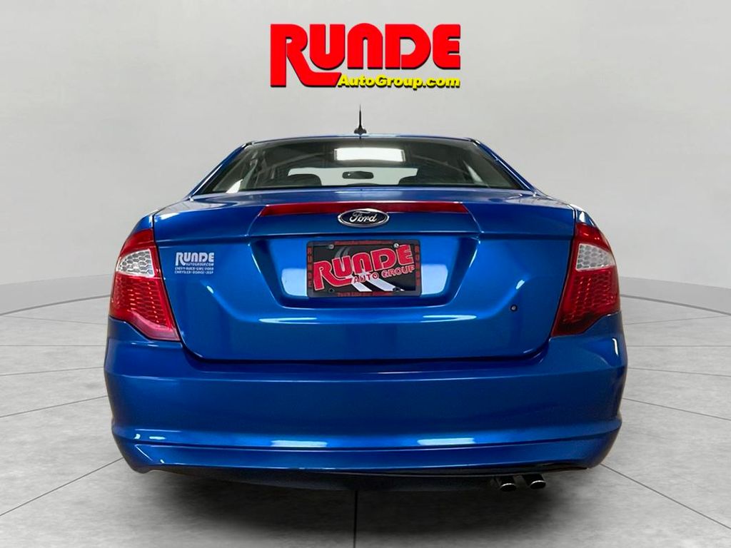 2012 Ford Fusion SE photo 4