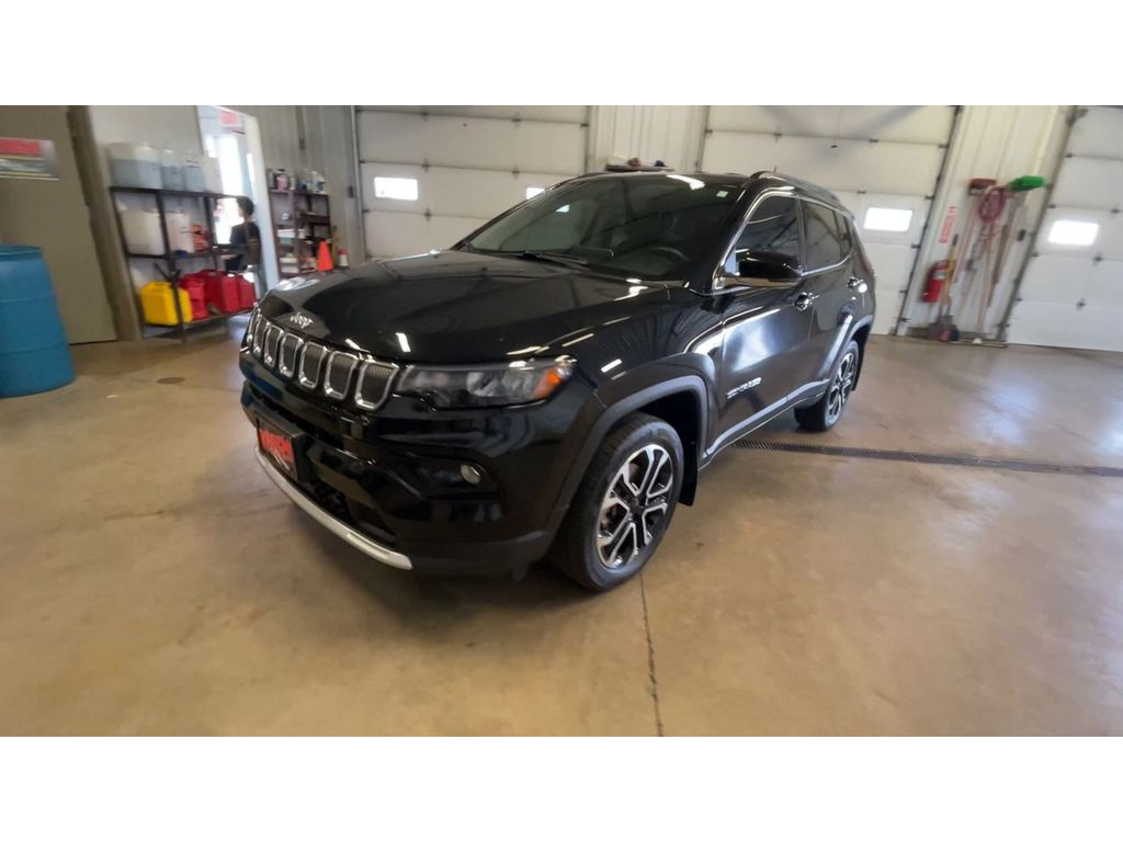 2022 Jeep Compass Limited photo 3