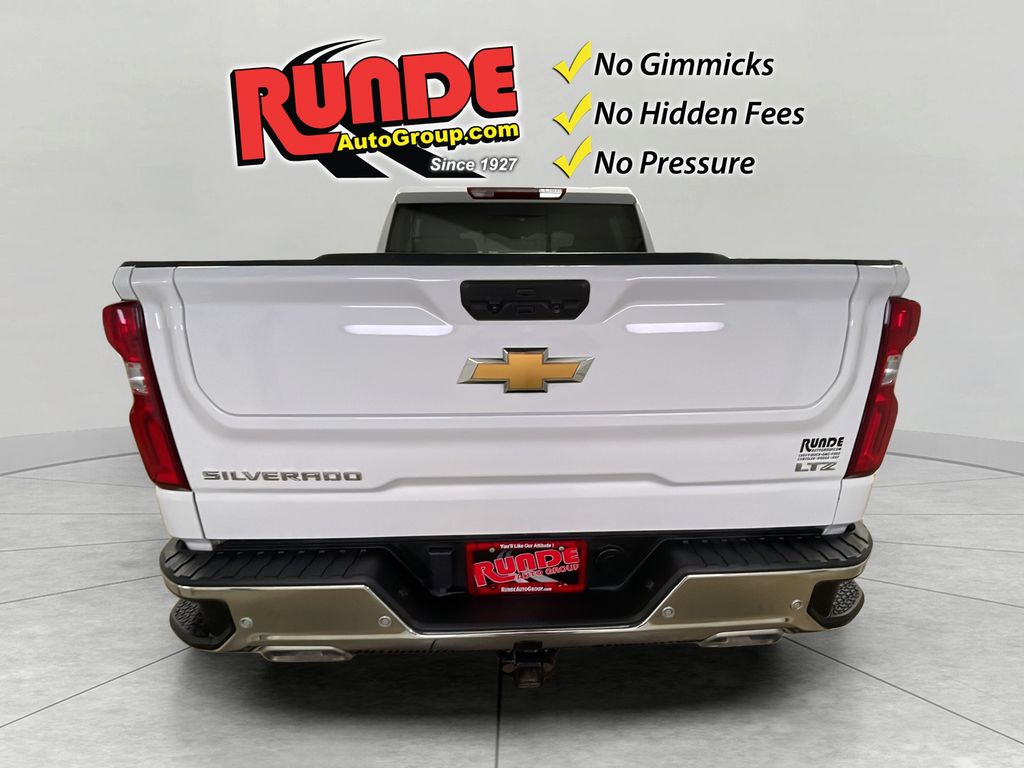 2024 Chevrolet Silverado 1500 LTZ photo 4