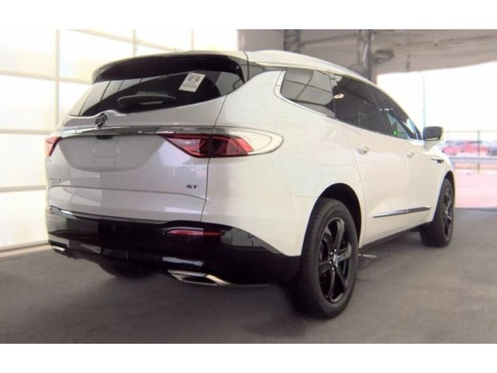 Used 2024 Buick Enclave Essence Sport Utility