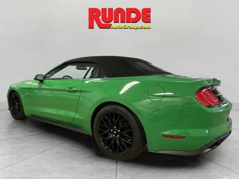 2019 Ford Mustang GT Premium Convertible photo 3