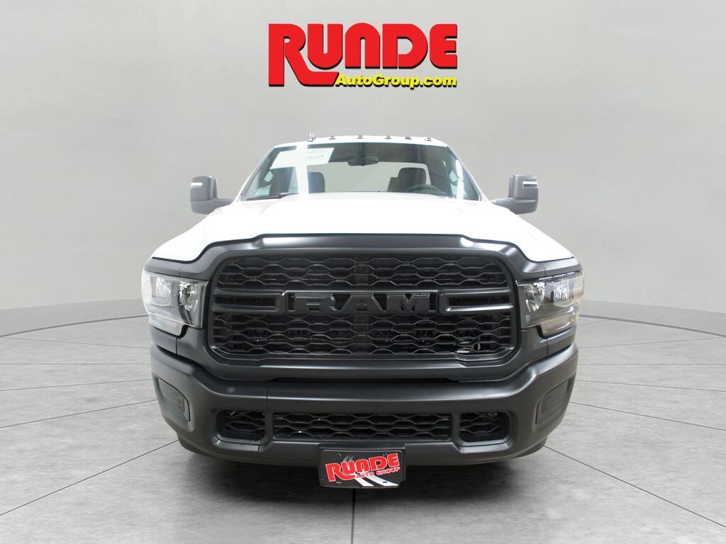 New 2024 Ram 3500 Chassis Cab 3500 TRADESMAN CHASSIS REGULAR CAB 4X4 60' CA Pickup
