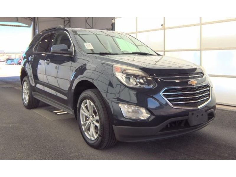 2016 Chevrolet Equinox LT photo 2