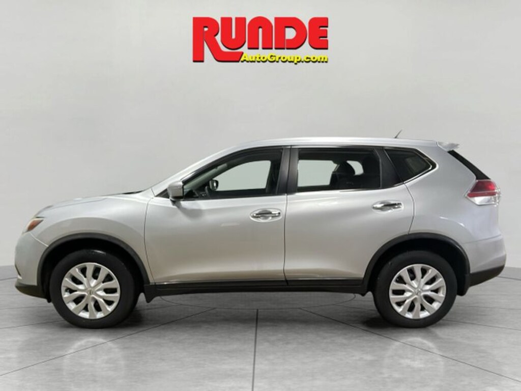 Used 2015 Nissan Rogue S SUV