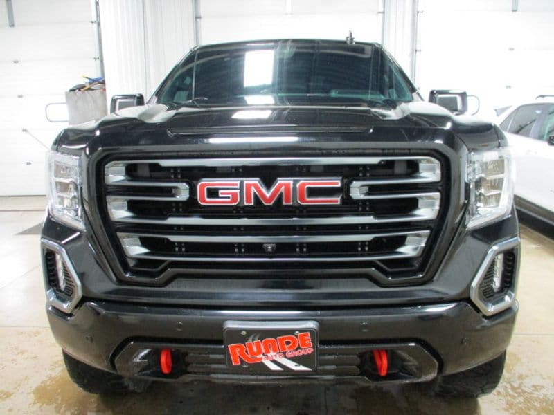 Used 2019 GMC Sierra 1500 AT4 with VIN 3GTP9EEL4KG213200 for sale in Manchester, IA