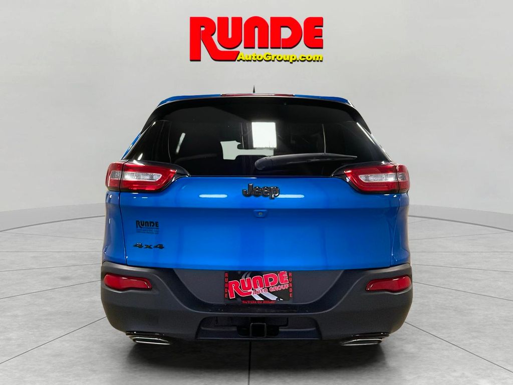 2018 Jeep Cherokee Altitude photo 4
