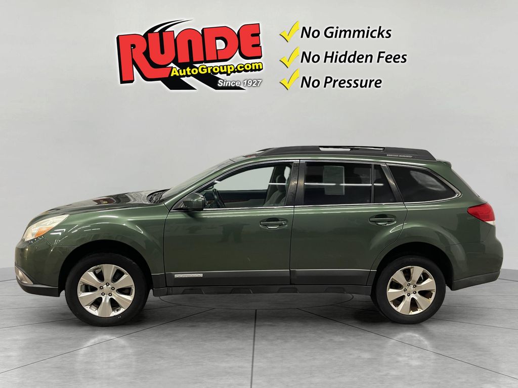 Used 2010 Subaru Outback 3.6R Limited with VIN 4S4BREJC1A2316769 for sale in Manchester, IA